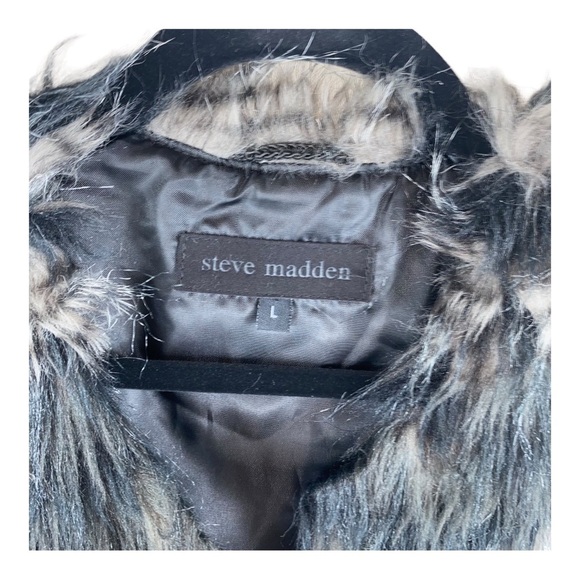 Steve‎ Madden Black and Gray Patterned Furry Vegan Faux Fur Vest Size: L - Picture 6 of 9